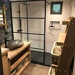 Domek alpejski Bord De L'eau