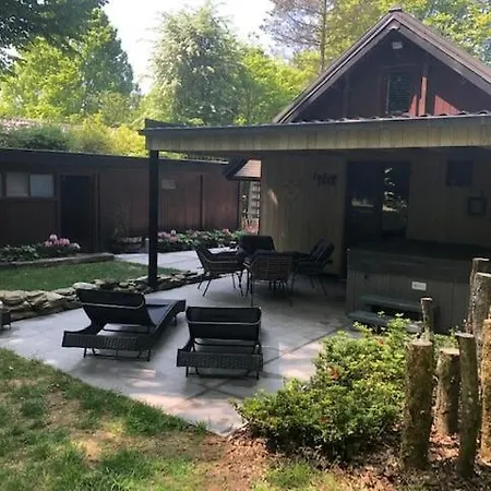 Bord De L'eau Chalet Bievre