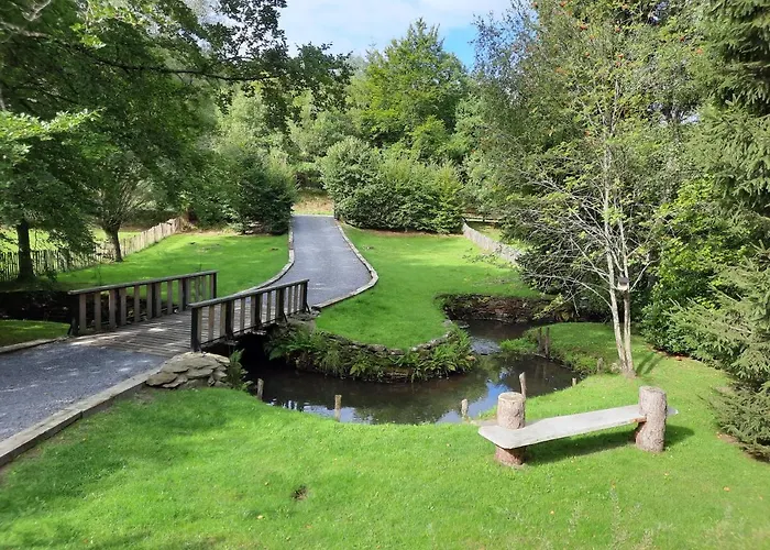 Bord De L'eau Chalet *